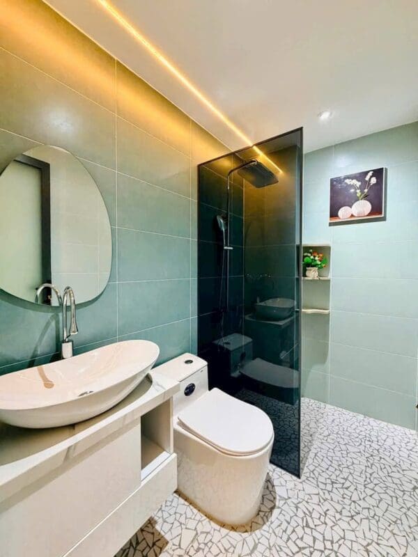 NHÀ PHỐ XÂY MỚI • GẦN CV LÀNG HOA P8 - ảnh 26