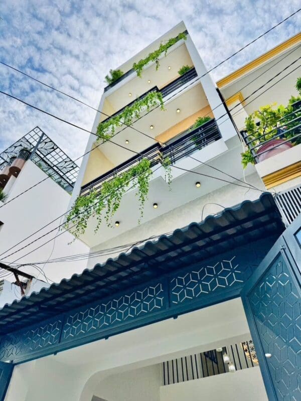 NHÀ PHỐ 5 LẦU 6PN(CÓ PN TRỆT) CHỈ 7.X TỶ• GẦN CV LÀNG HOA P9 - ảnh 2