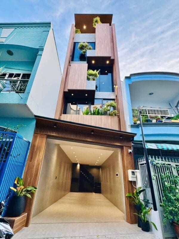 NHÀ PHONG CÁCH CHUẨN GU CHO ĐẠI GIA• GẦN SIÊU THỊ EMART PHAN HUY ÍCH P12 - ảnh 1
