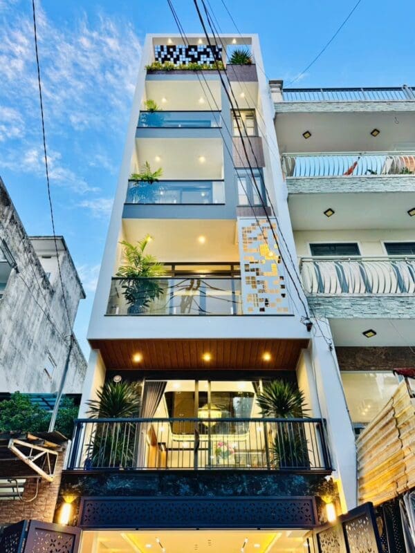 NHÀ ĐẸP 6 TẦNG THANG MÁY GẦN BÊN CHỢ PHẠM VĂN BẠCH P12 GÒ VẤP - ảnh 2