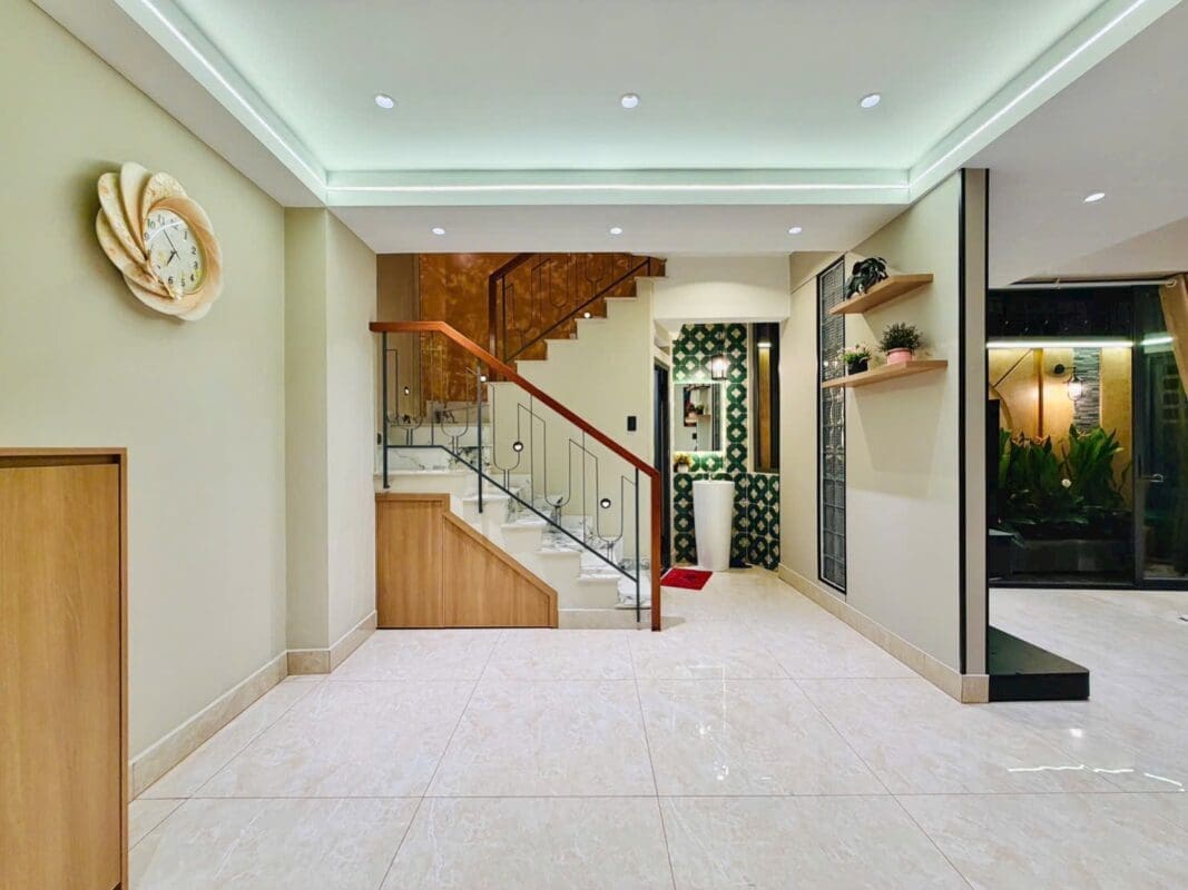 CĂN GÓC 2 MẶT THOÁNG 5 TẦNG GẦN BÊN CÔNG VIÊN LÀNG HOA P11 GÒ VẤP - ảnh 4