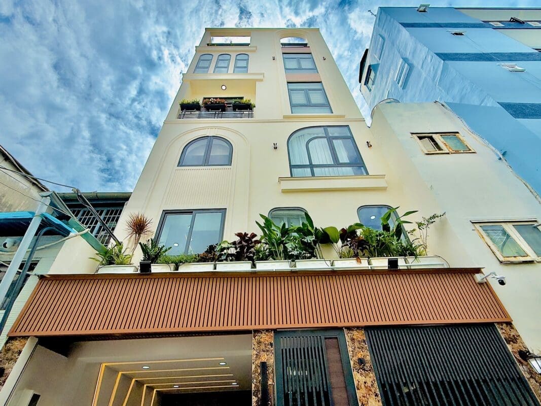NHÀ THANG MÁY NGANG 6M• GẦN BV UNG BƯỚU •ĐƯỜNG NƠ TRANG LONG P7• NHỈNH 12 TỶ - ảnh 1